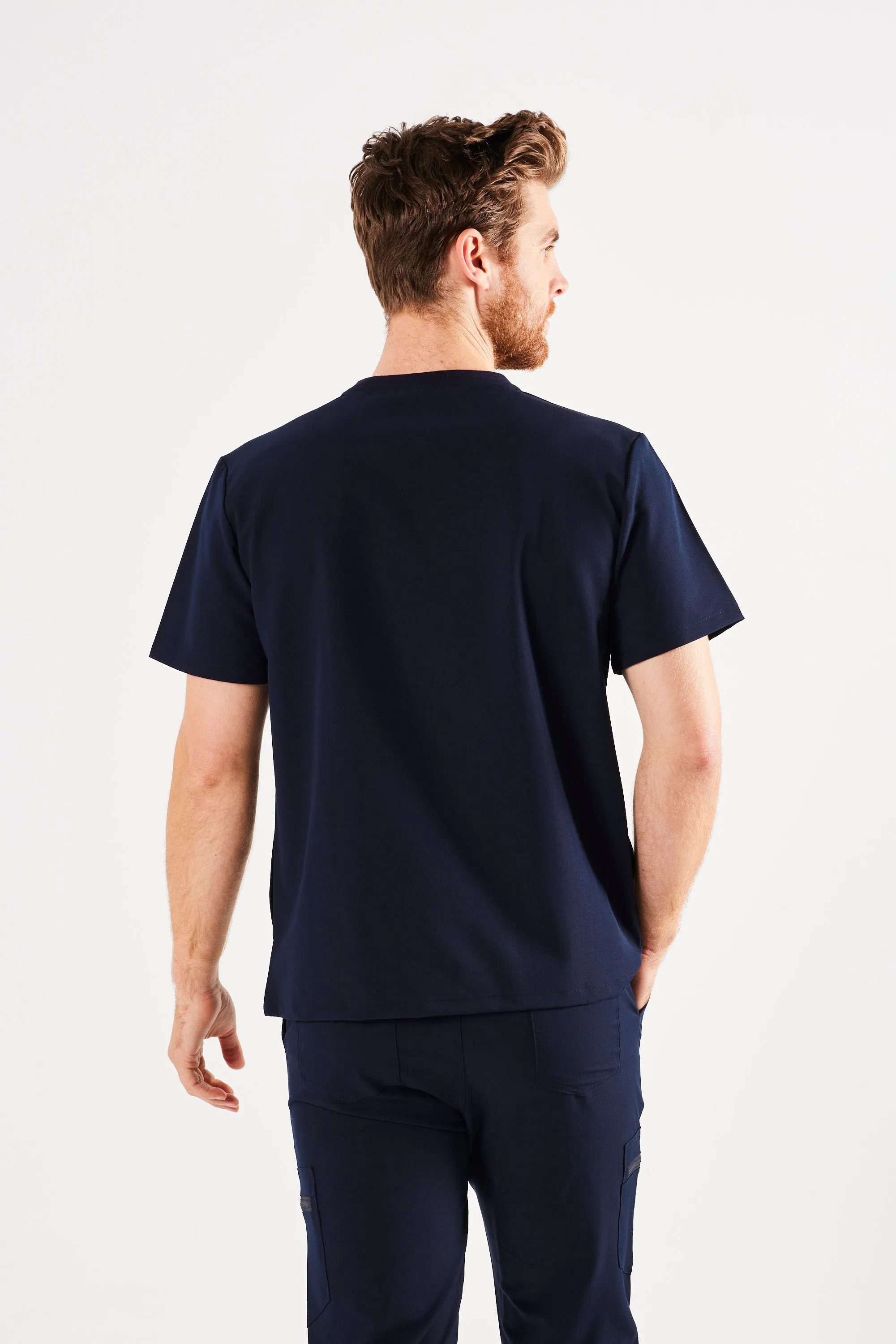 CLASSIC CREW NECK MEN'S SCRUB TOP (NAVY)