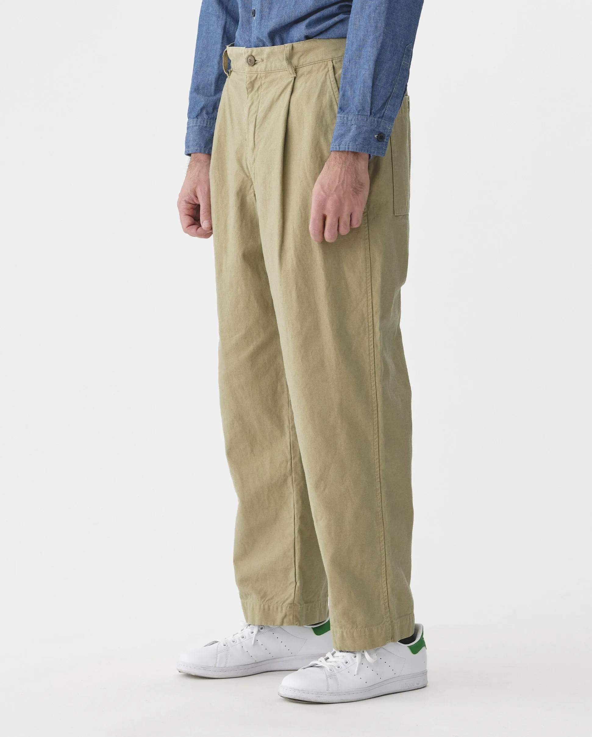 SINGLE PLEATED WIDE PANTS / BEIGE