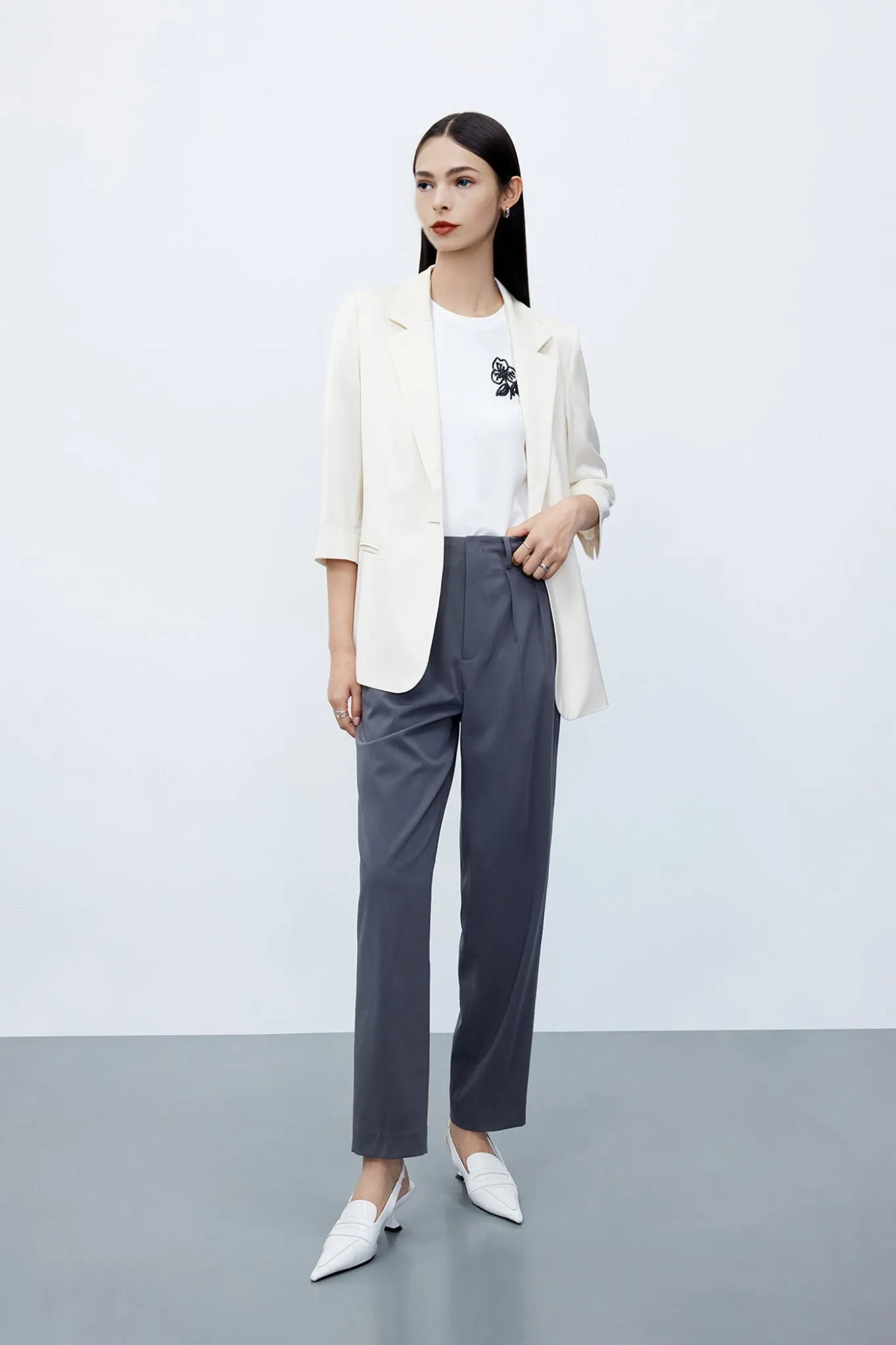 Wool Nine-Point Suit Pants